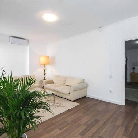 Sagarda Familia Private Sunny Room Barcelona Buitenkant foto