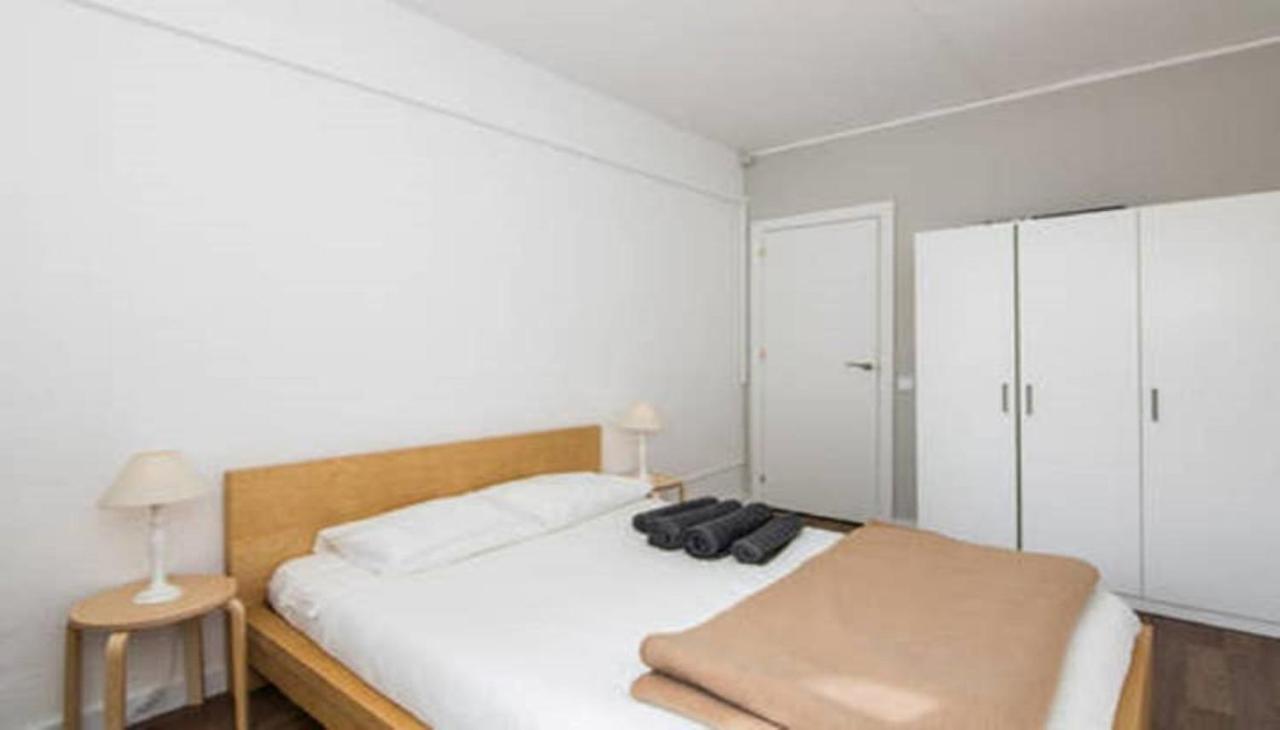 Sagarda Familia Private Sunny Room Barcelona Buitenkant foto